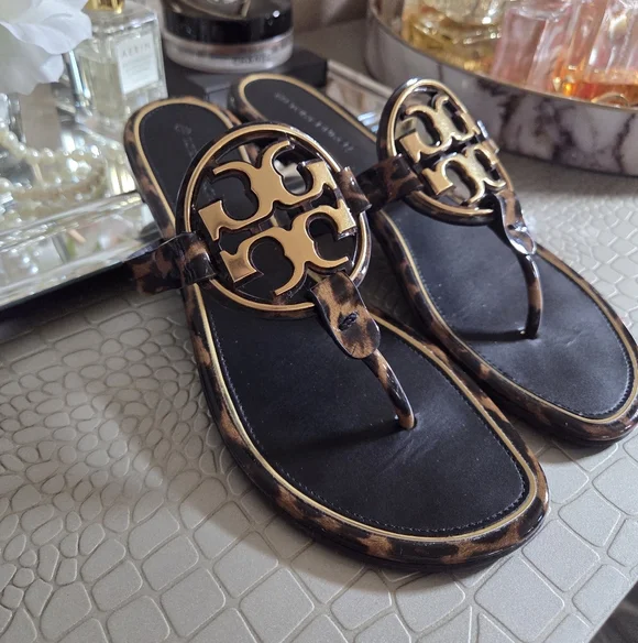 Tory Burch Tortoise Print Miller with Gold Metal Accents Sandals Size 8 - Picture 3 of 10